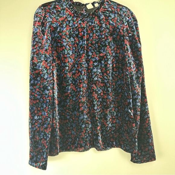 Gap Velvet Floral Top Size Small Tall Black Ditzy Floral Peasant Casual Office - Picture 1 of 11